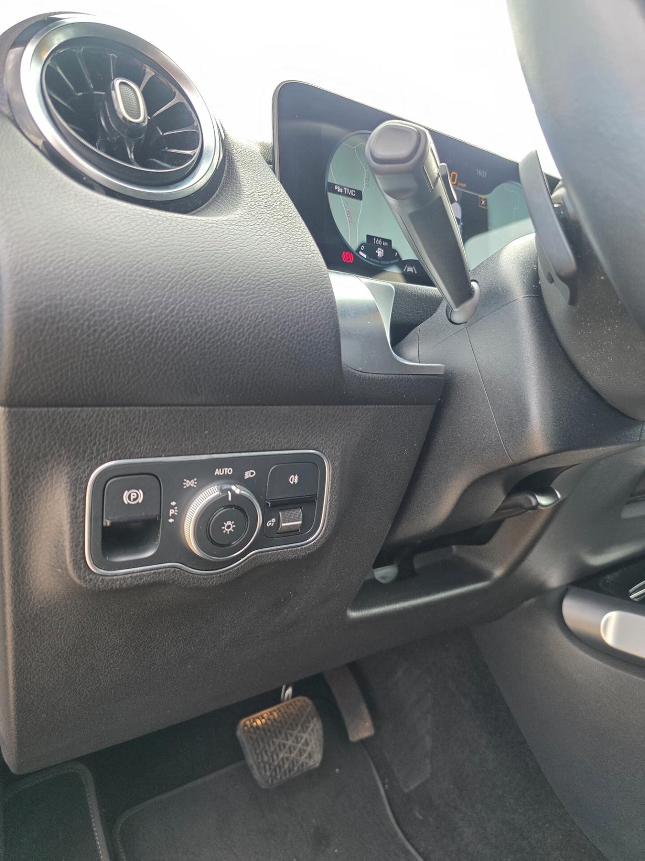 Mercedes-benz GLB 200 GLB 200 d Automatic 4Matic Sport