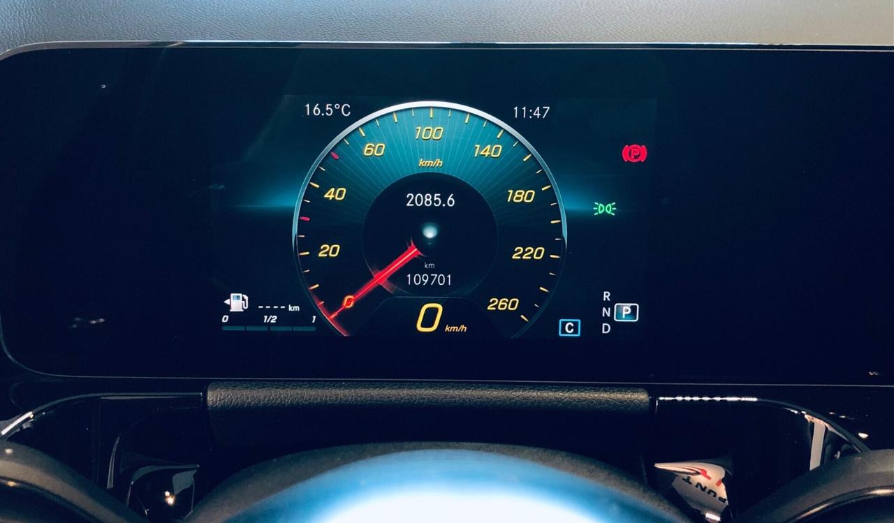 Mercedes-benz GLA 200 d amg Premium