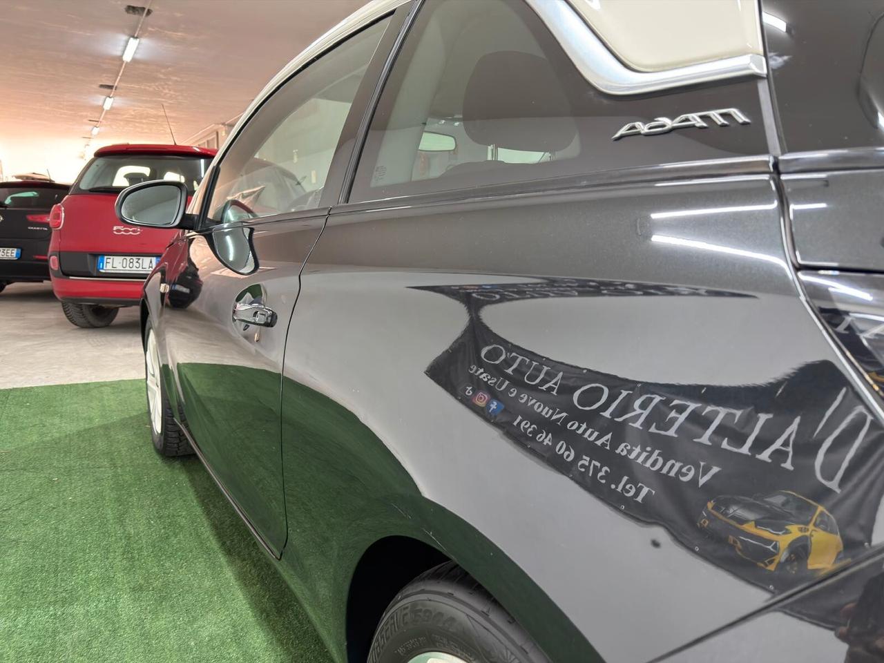 Opel Adam 1.2 70 CV White-Black Link