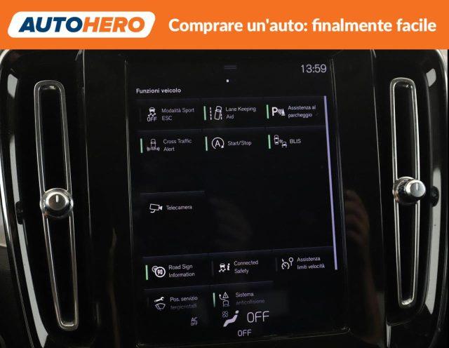 VOLVO XC40 T3 Geartronic Momentum Pro