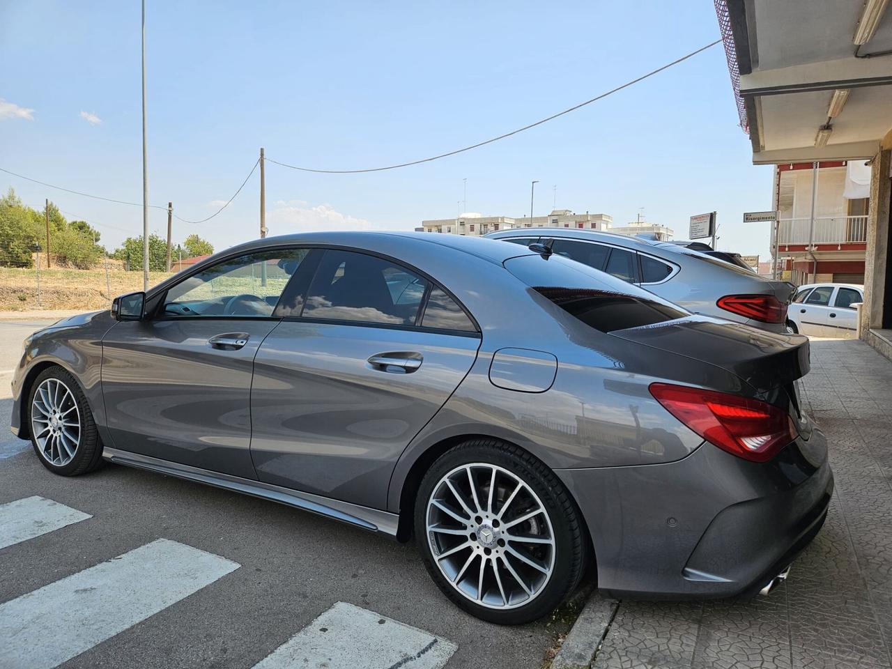 Mercedes CLA 200D AMG PREMIUM 100kw 136cv AUTOMATICA