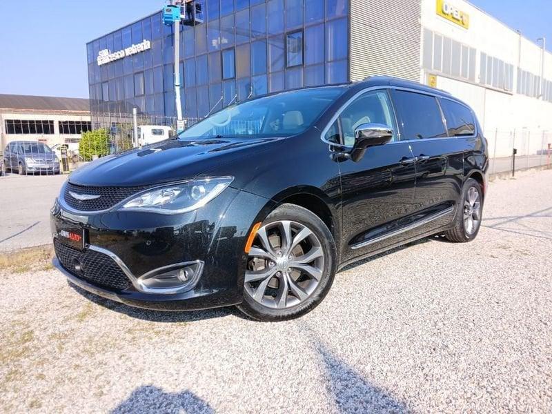 Chrysler Pacifica 3.6L V6 Limited 7 posti