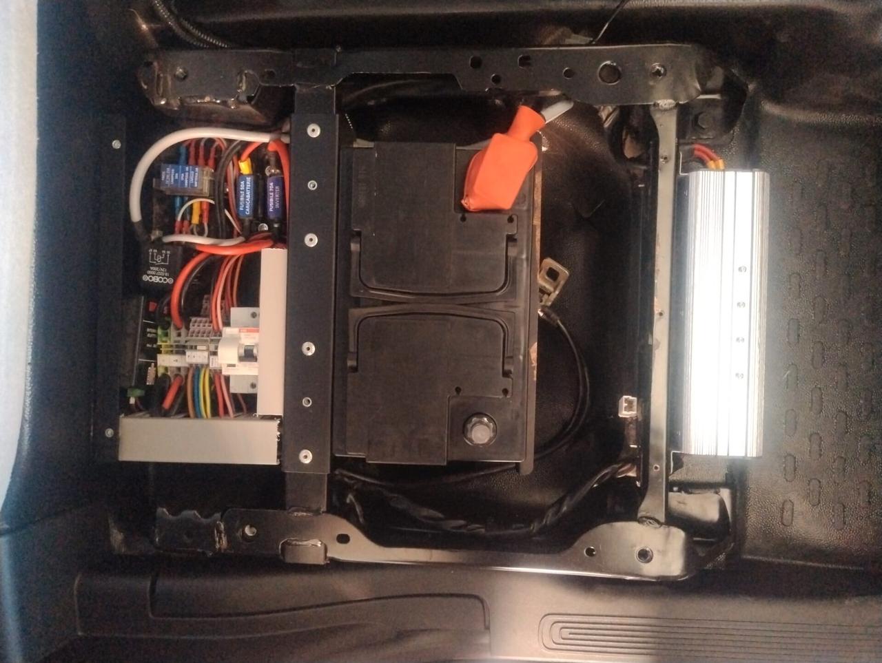 Fiat Fiorino 1.3 Mjet Adventure 95Cv Allestito