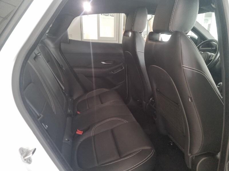 JAGUAR E-Pace (X540) E-Pace 2.0D 150 CV A...
