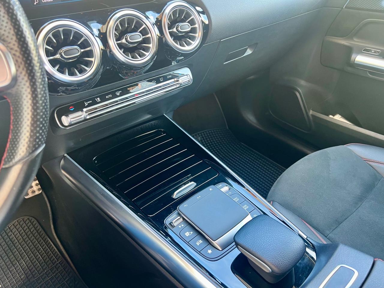 Mercedes-benz GLA 180 GLA 180 d Automatic Premium AMG