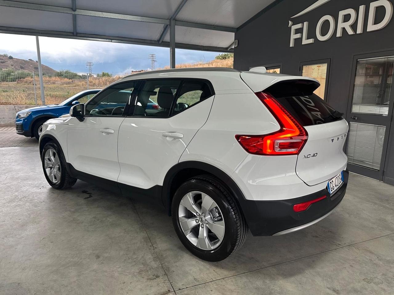VOLVO XC40 2.0 150CV 06/2020