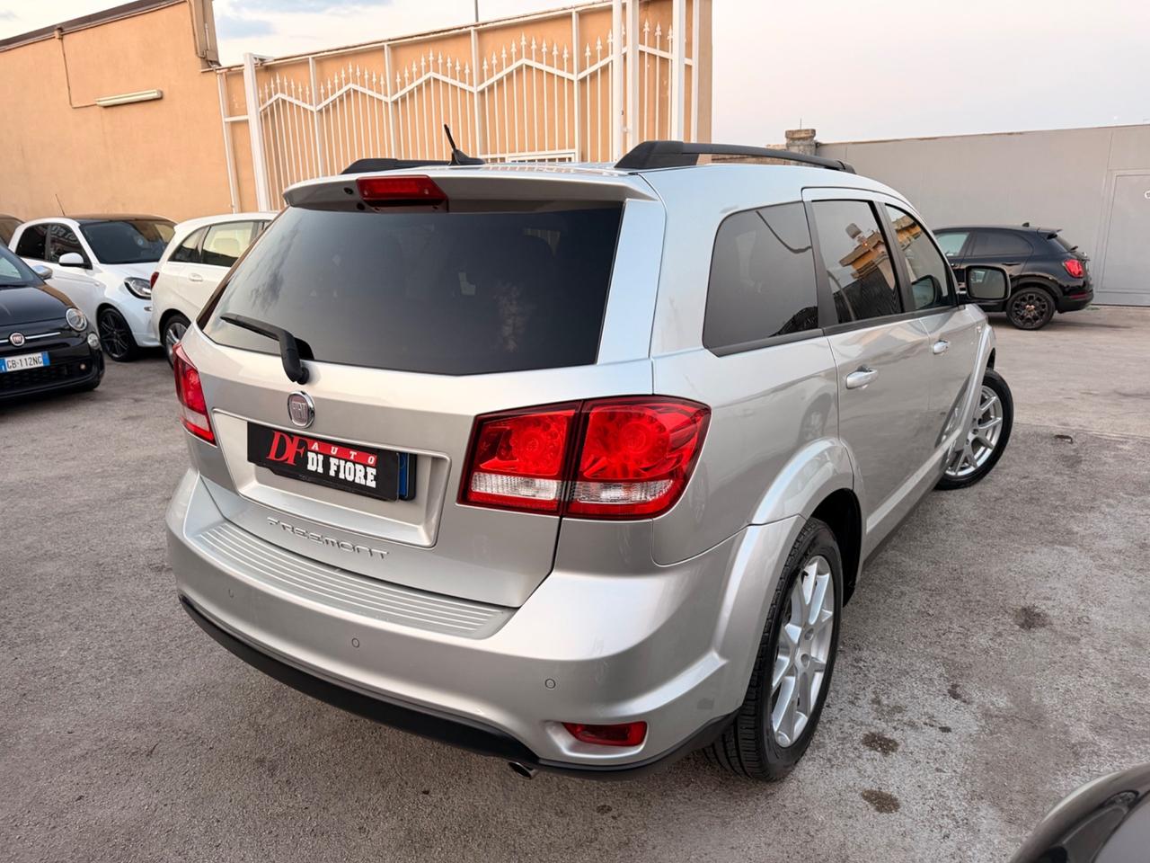 Fiat Freemont 2.0 Multijet 140 CV Lounge TETTO APRIBILE