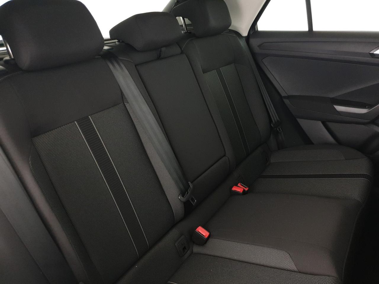 Volkswagen T-Roc 1.5 tsi sport