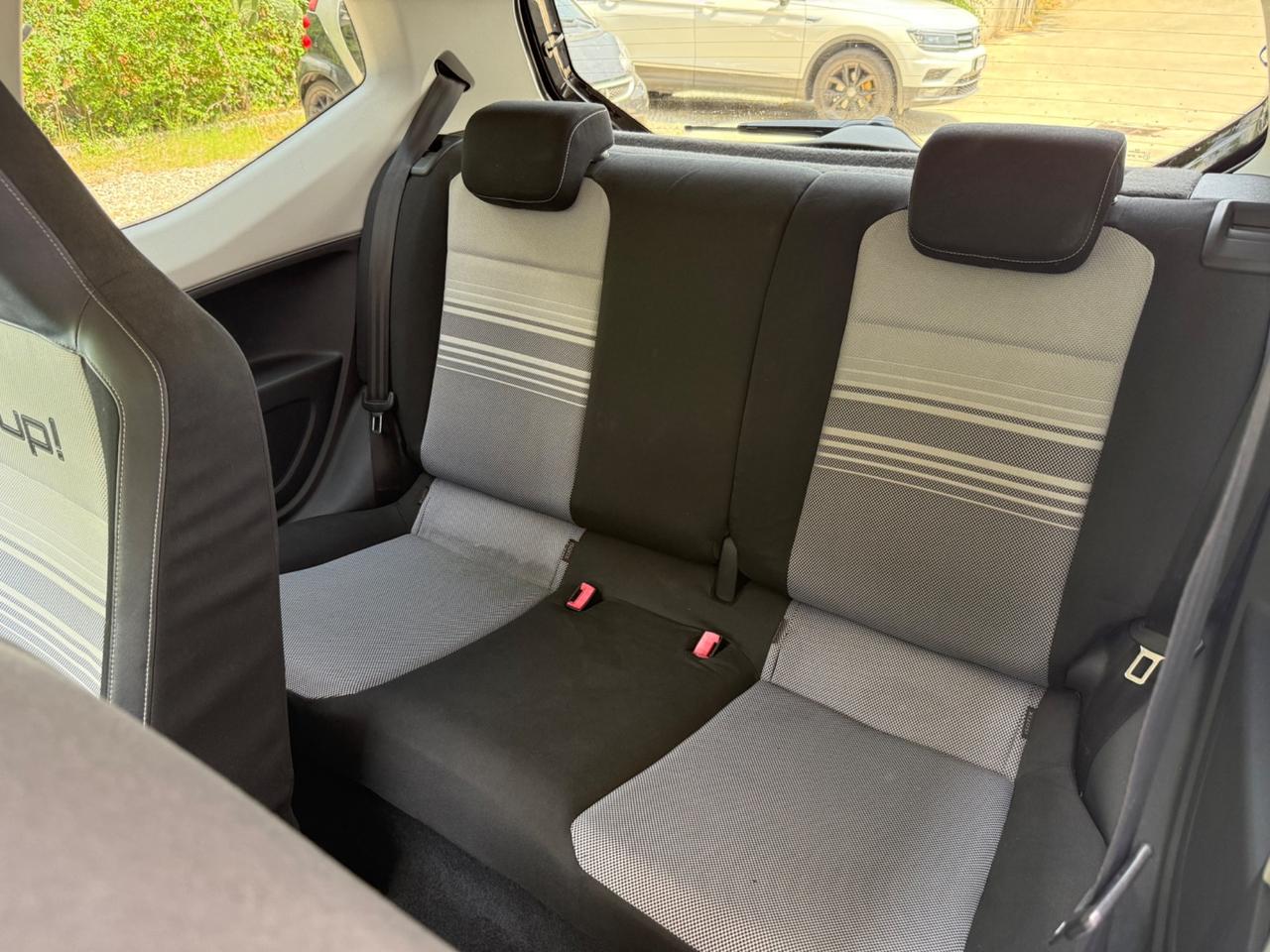 Volkswagen up! 1.0 75 CV 3p. high up!