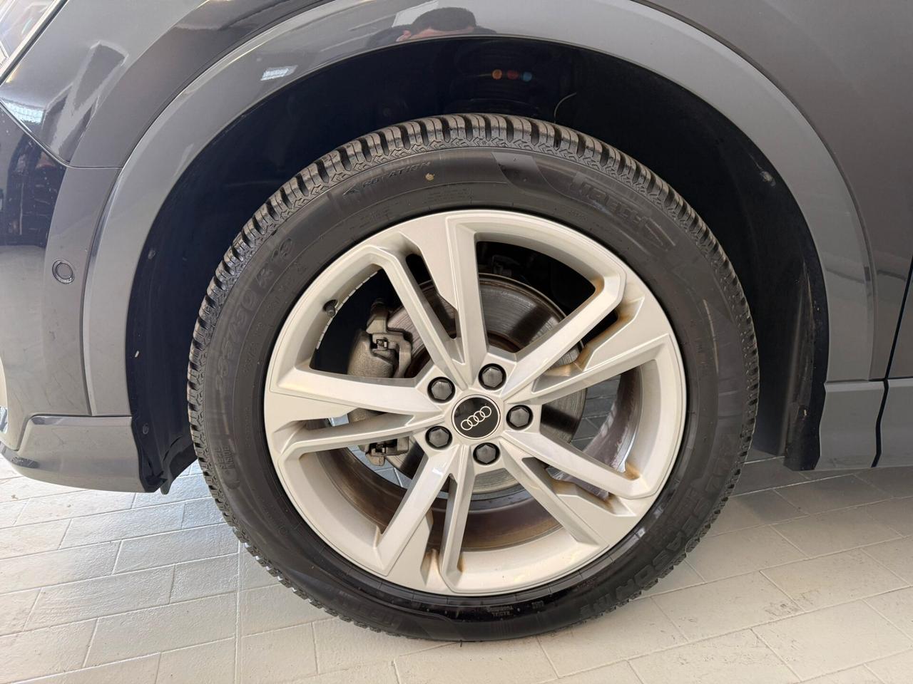 Audi Q3 35 TDI S tronic line edition