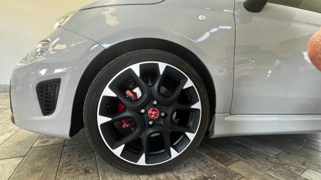ABARTH 500 1.4 Turbo T-Jet Custom