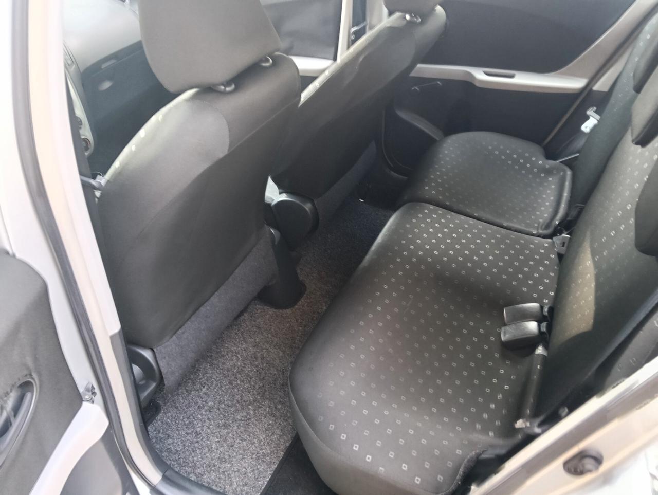 Toyota Yaris 1.0 5 porte Now km.120000 ORIG. FULL.NUOVA