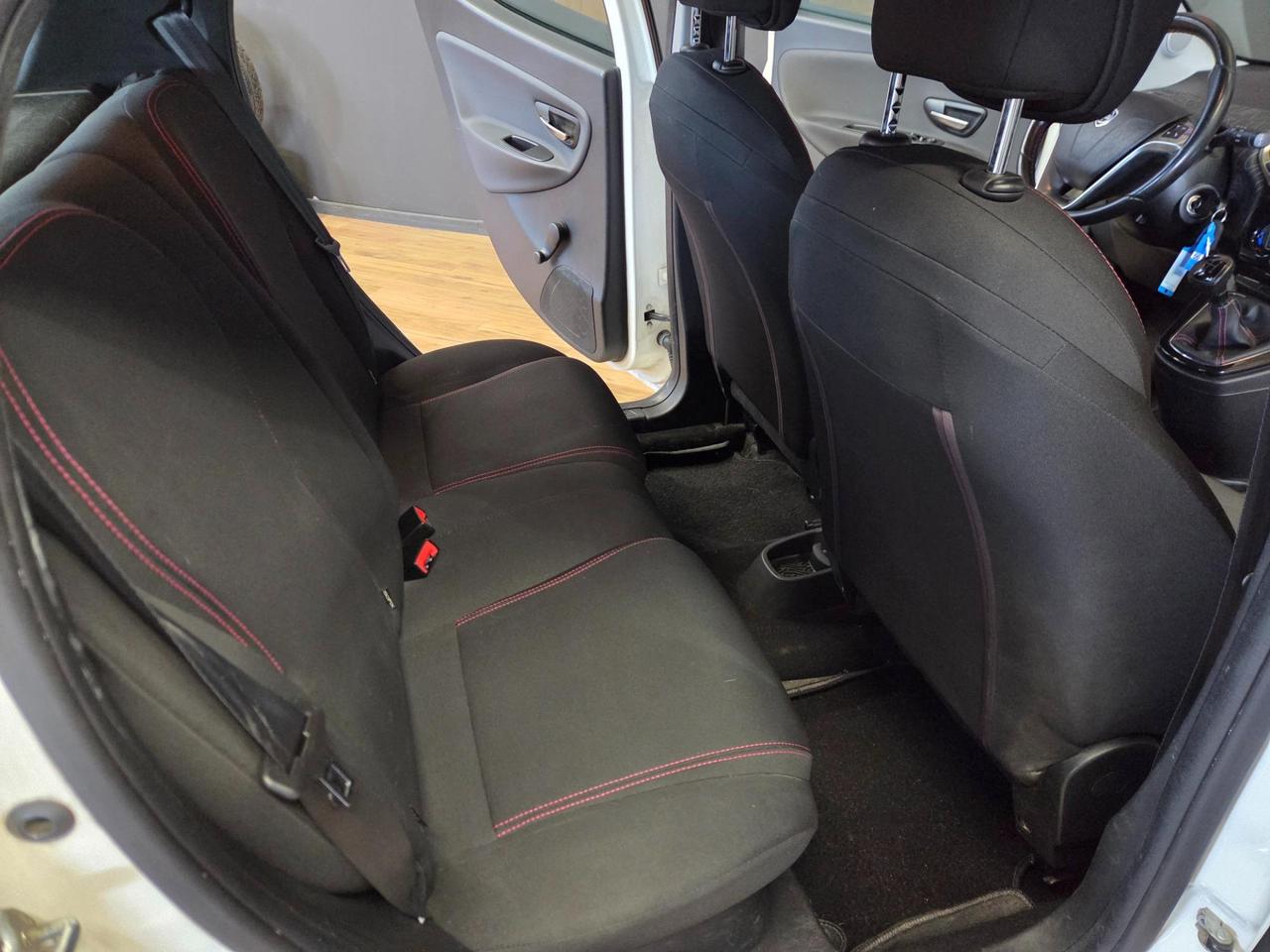 Lancia Ypsilon 5 Porte Ypsilon 1.3 mjt Platinum s&s 95cv