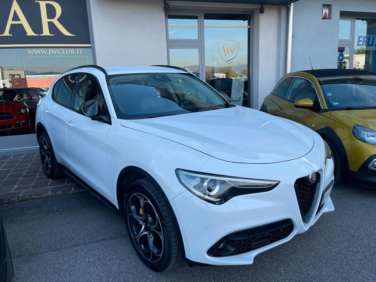 Alfa Romeo Stelvio 2.2 Turbodiesel 210 CV AT8 Q4 Executive