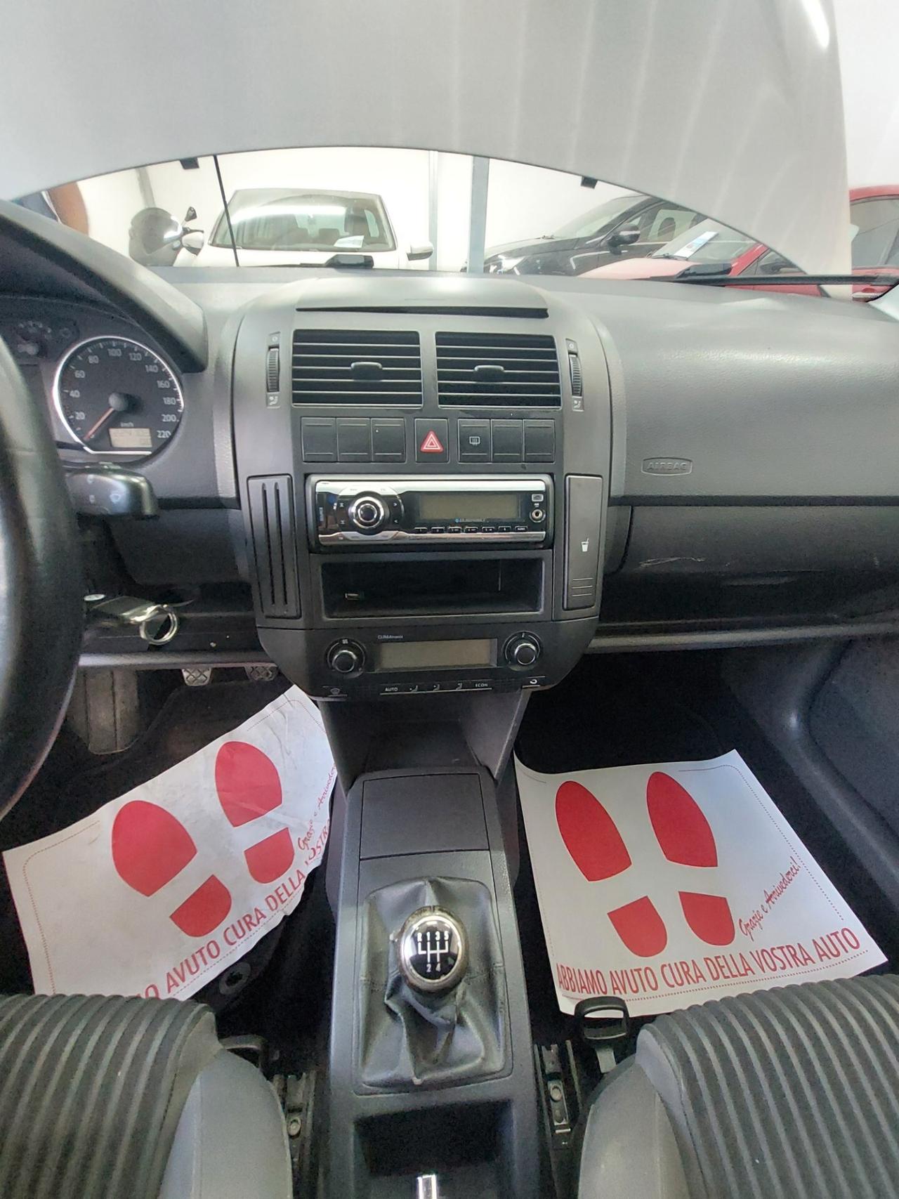 Volkswagen Polo 1.4/80CV TDI 5p. Sportline