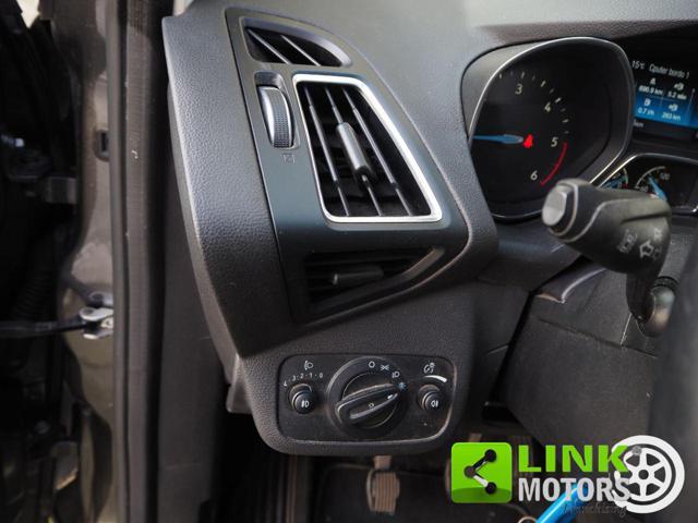 FORD C-Max 1.5 TDCi 120CV Titanium *UNIPRO*