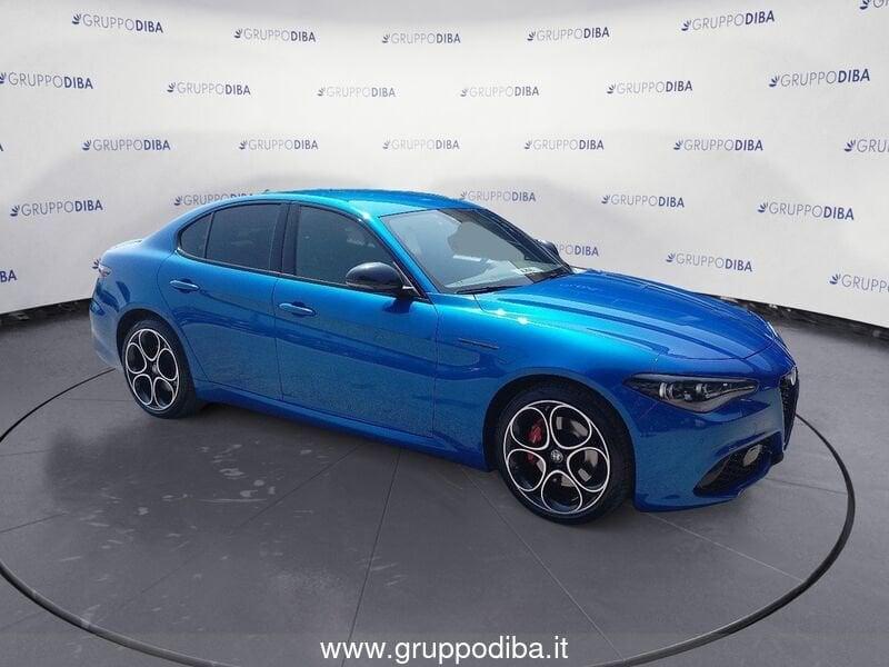Alfa Romeo Giulia 2023 2.2 t Competizione Q4 210cv auto