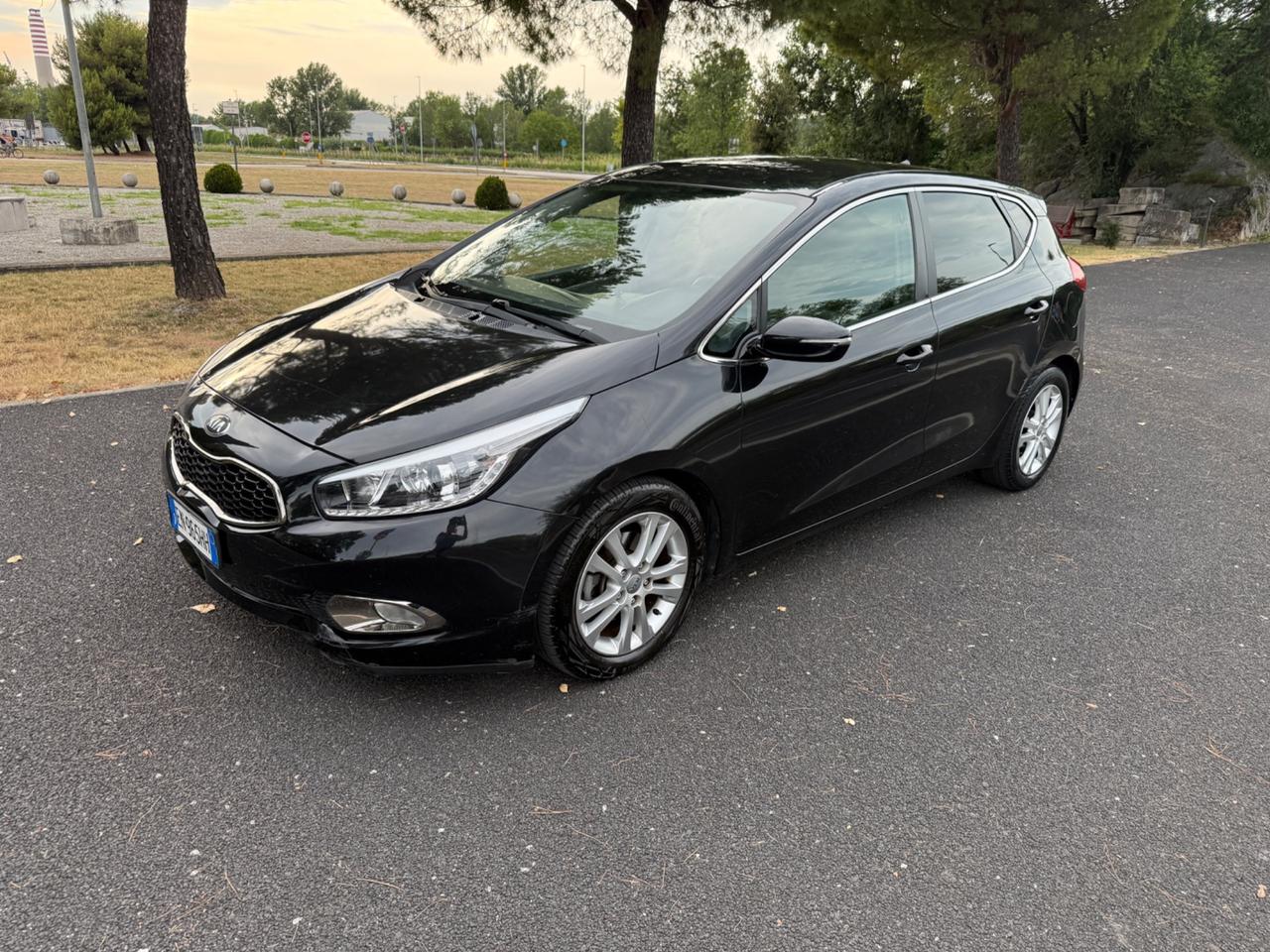 Kia Ceed cee'd 1.6 CRDi 110 CV 5 porte Cool