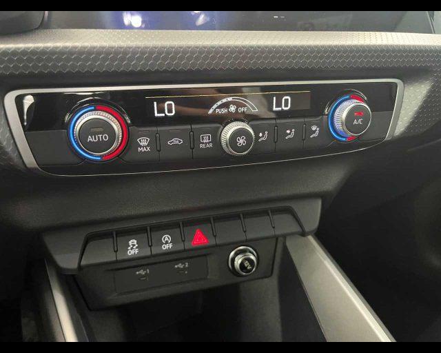 AUDI A1 SPB 30 TFSI S tronic Identity Black