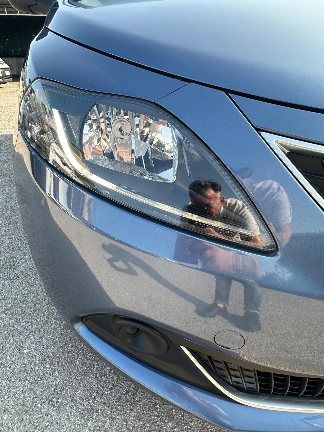Lancia Ypsilon 1.0 S&S Hybrid Ecochic Gold 2021