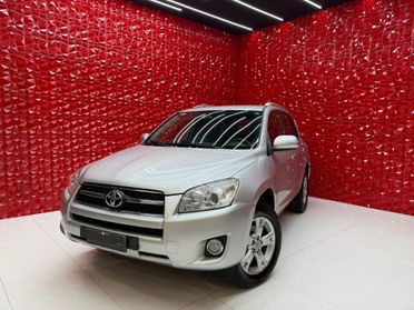 Toyota RAV4 2.2 D-4D 150 CV DPF Luxury