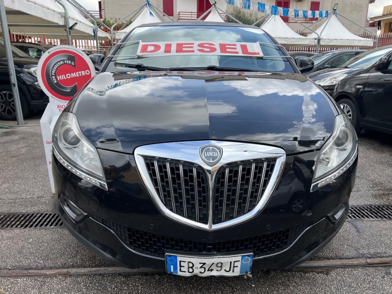 Lancia delta 1.6 diesel cambio automatico 2011