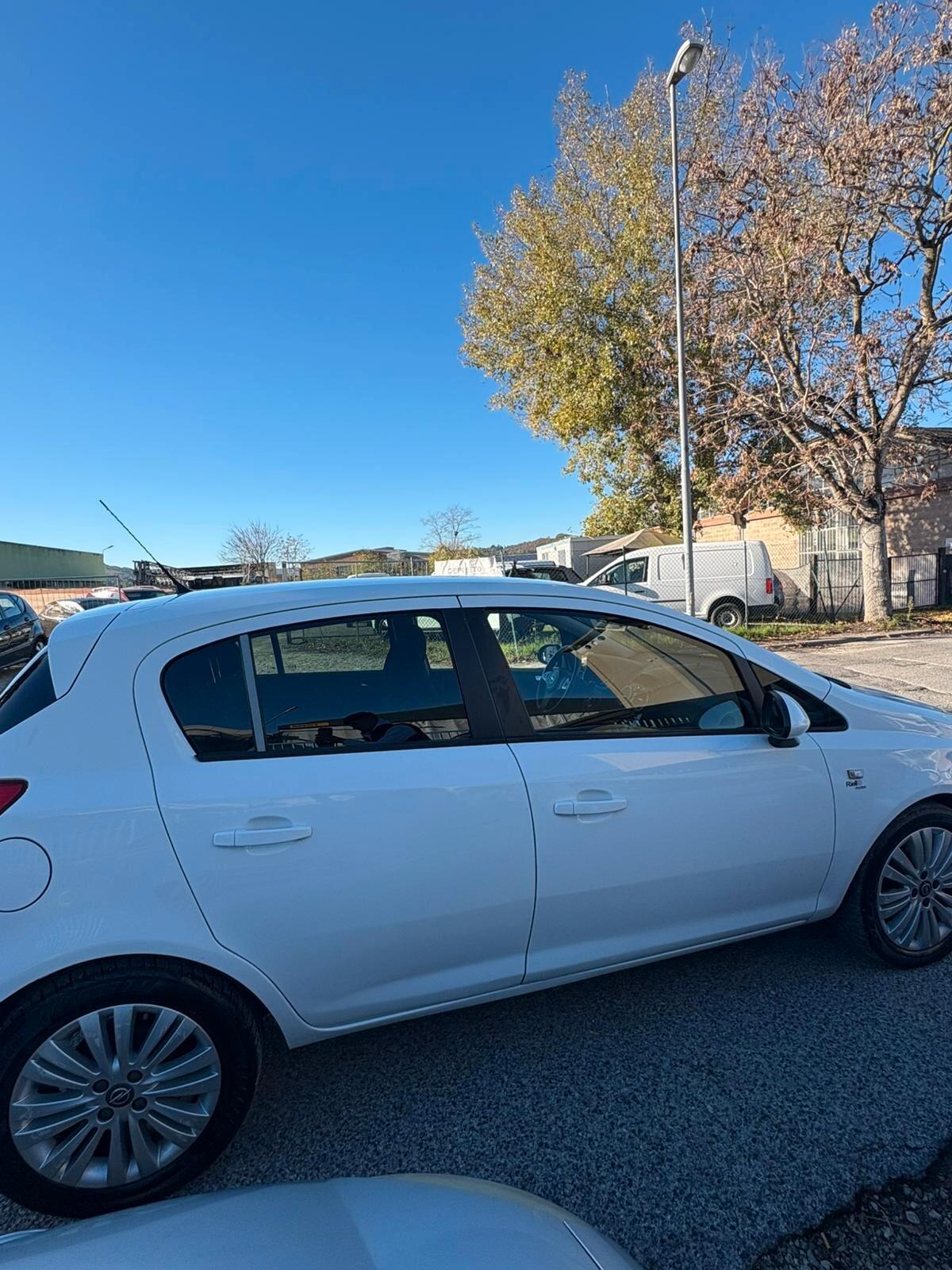 Opel Corsa 1.2 85CV 5 porte GPL-TECH Edition