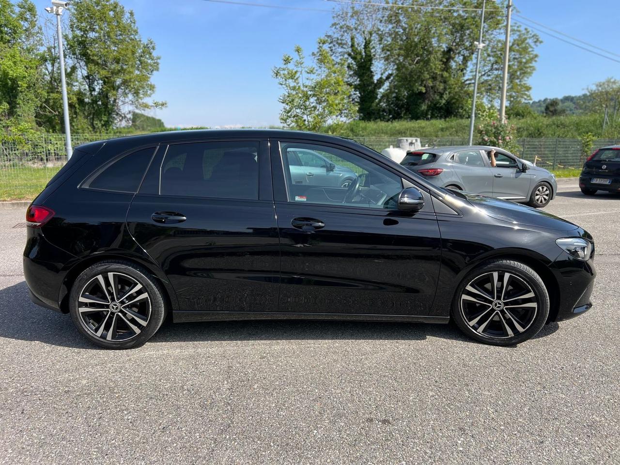 Mercedes-Benz B 180 Sport Plus B 180 D