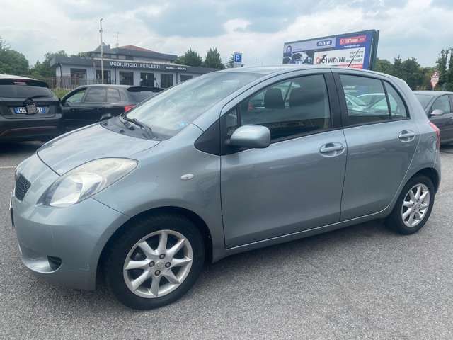 Toyota Yaris Yaris 5p 1.3 Sol