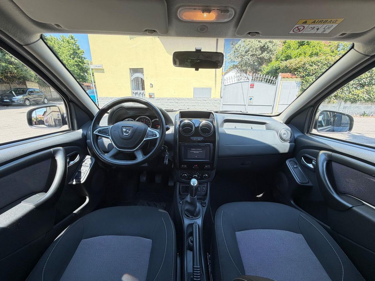 Dacia Duster Black Shadow 1.6 SCe 115 LPG #10999