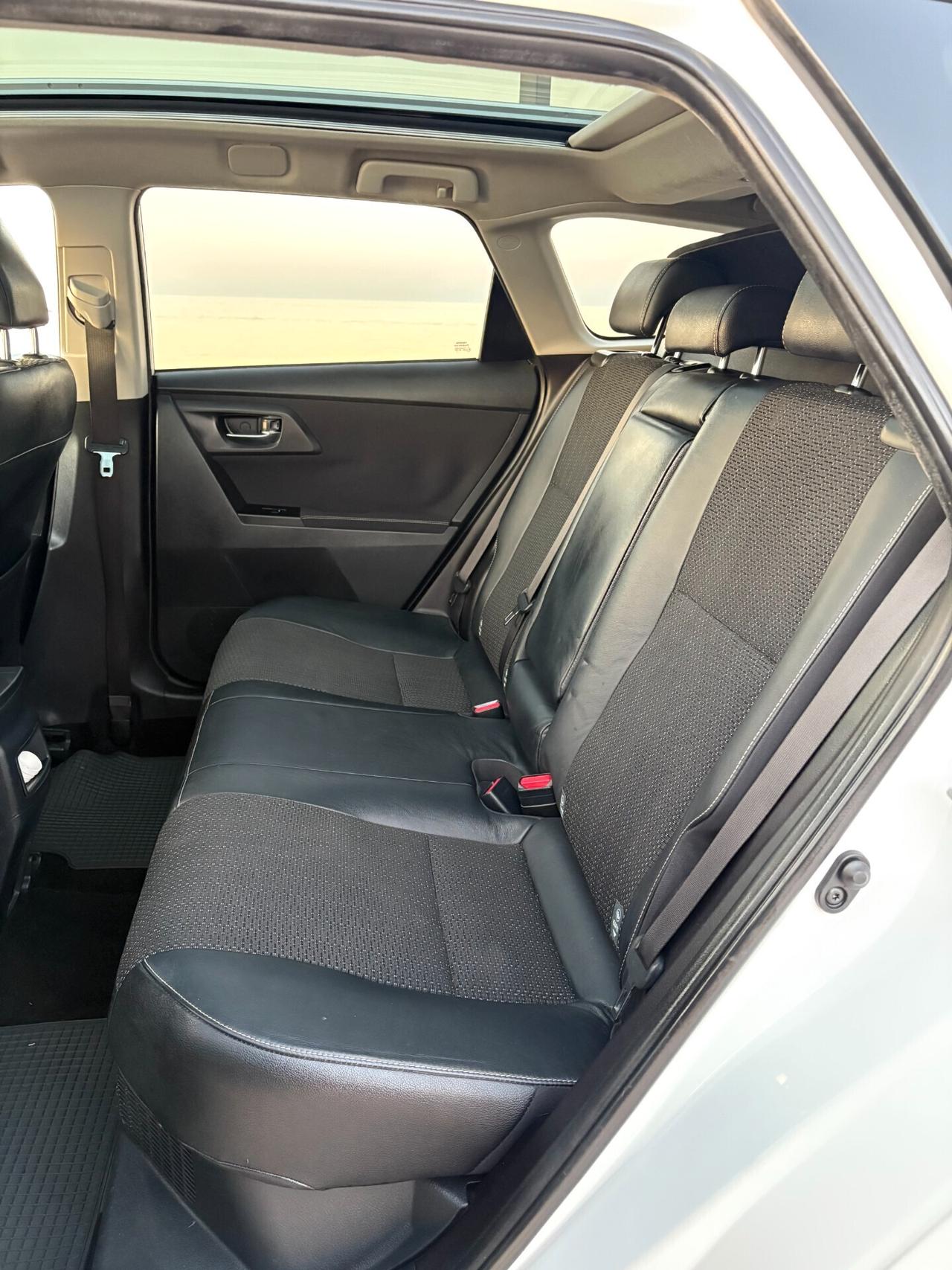 Toyota Auris 1.8 Hybrid batterie garantite