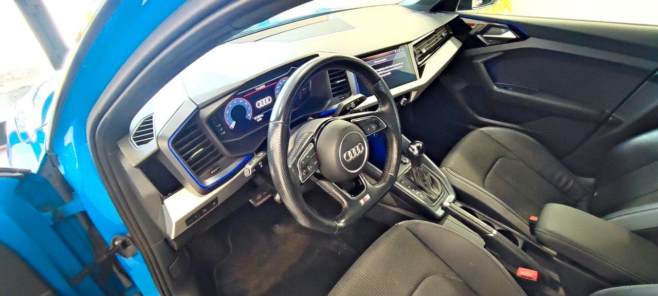 Audi A1 SPB 40 TFSI S tronic line edition