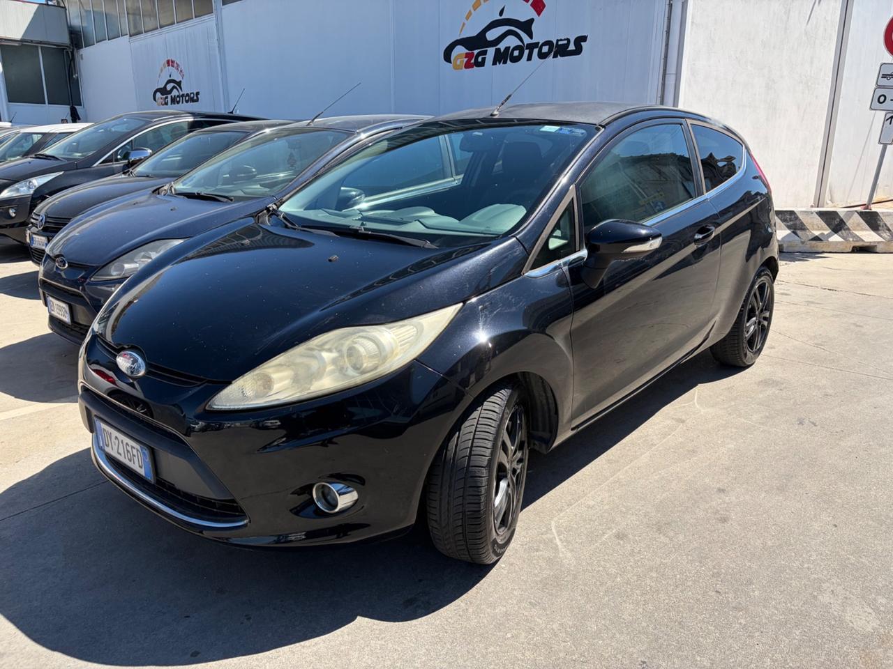 Ford Fiesta 1.4 TDCi 3P. Titanium NEOPATENTATI