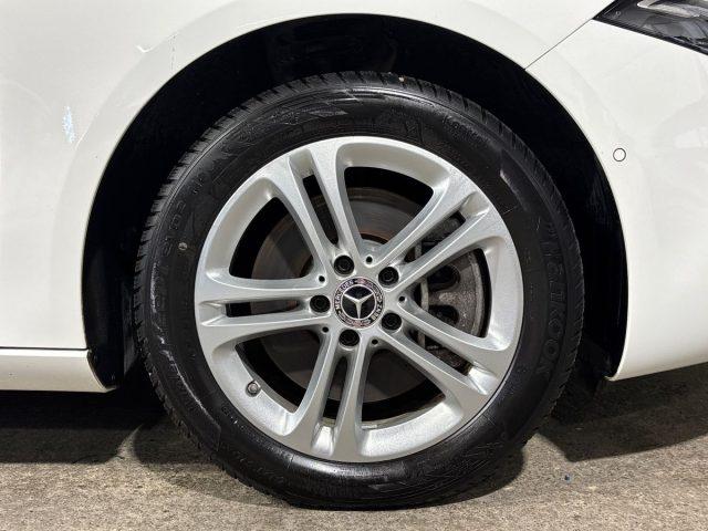 MERCEDES-BENZ A 250 e hybrid EQ Progressive Advanced Plus