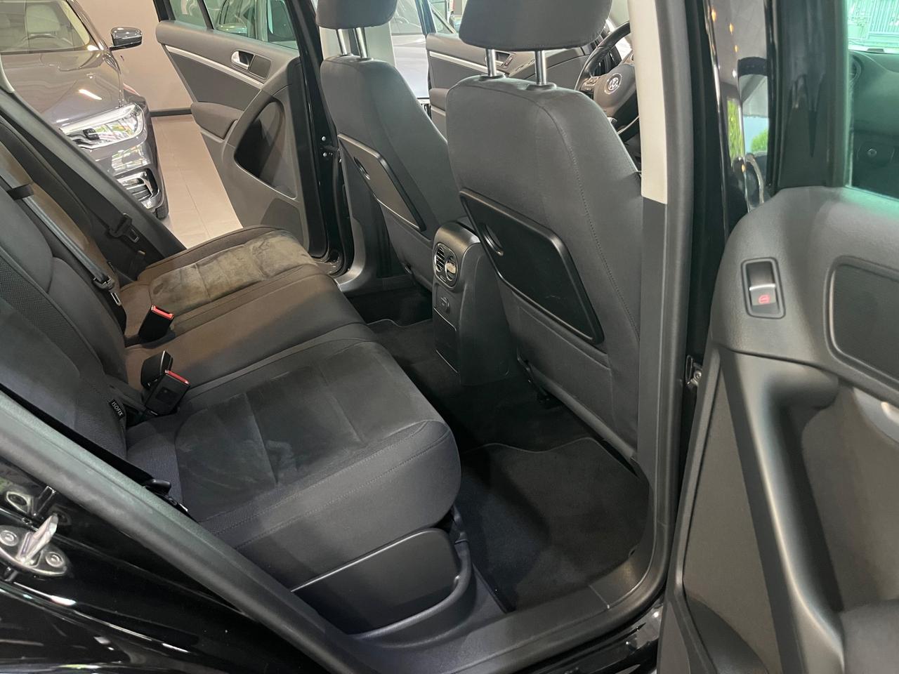 Volkswagen Tiguan AUTOMATICO 4X4 !!
