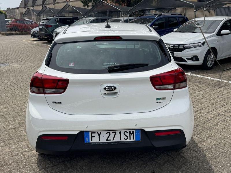 KIA Rio 5 Porte 1.2 MPi 82cv Evolution 2WD