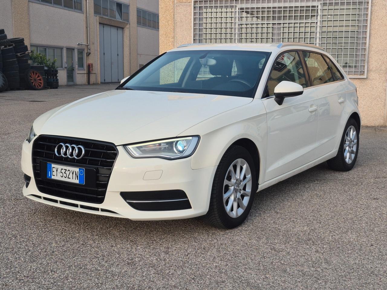 Audi A3 SPB 1.6 TDI diesel Attraction