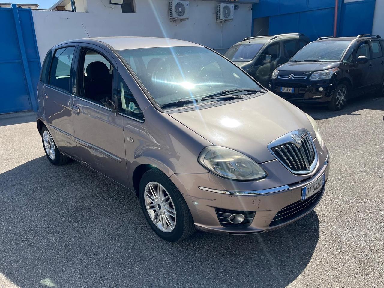 Lancia musa 1.3 mjt/90 cv -full-11/2008