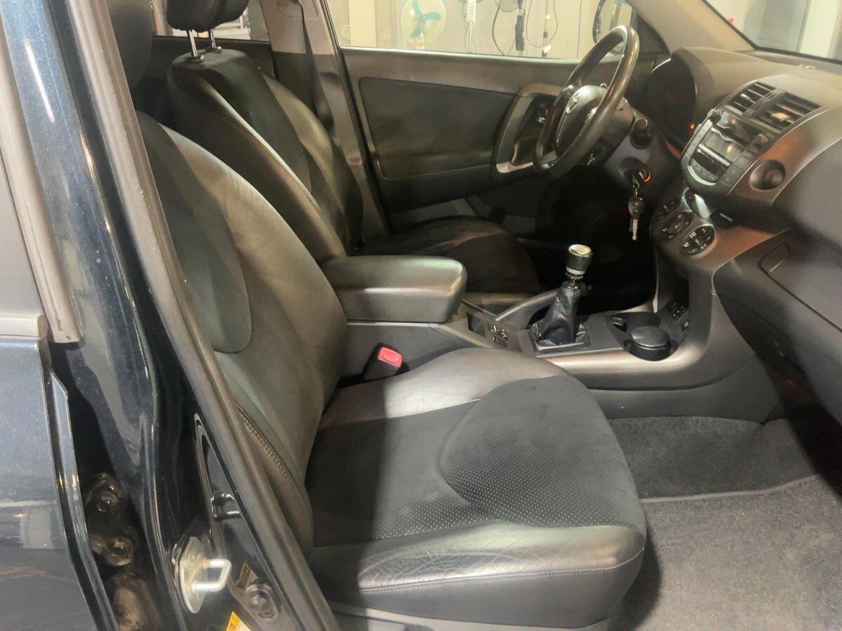 Toyota RAV 4 Crossover 2.2 d-4d Exclusive 150cv