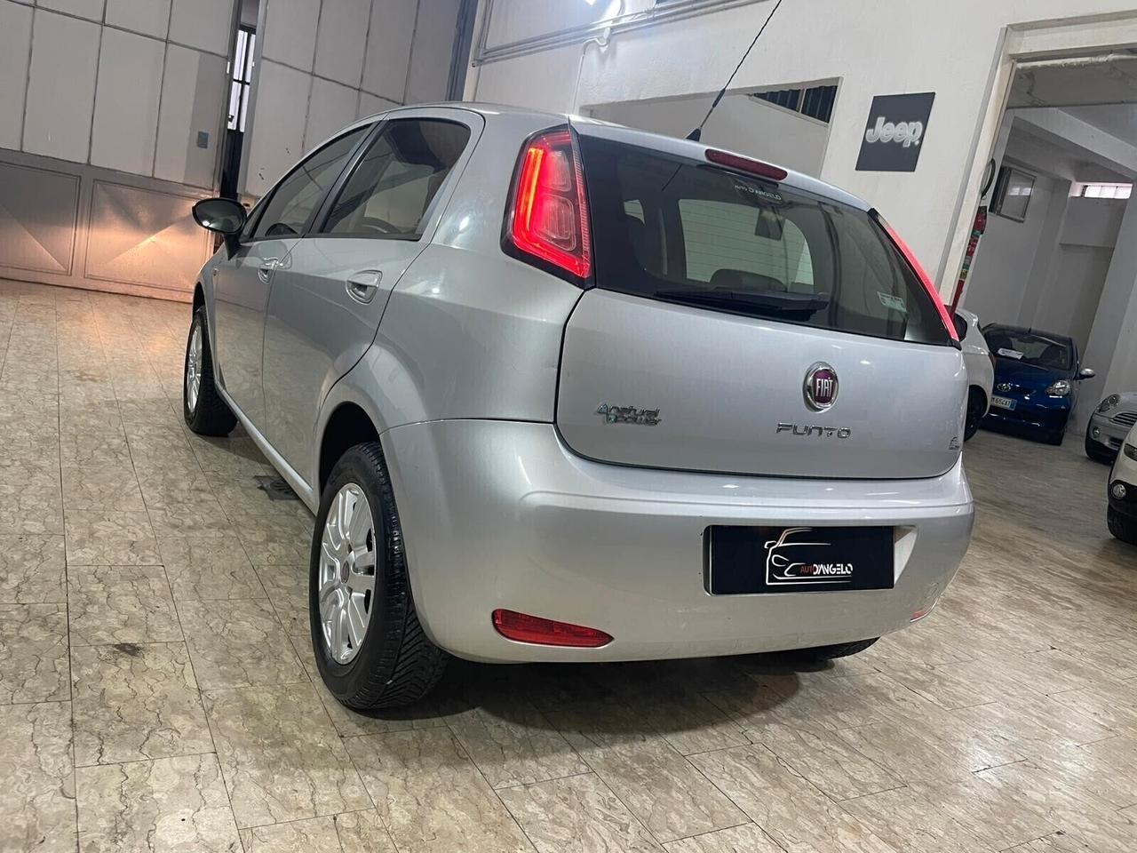 Fiat Punto 1.4 8V 5 porte Natural Power Virgin Radio