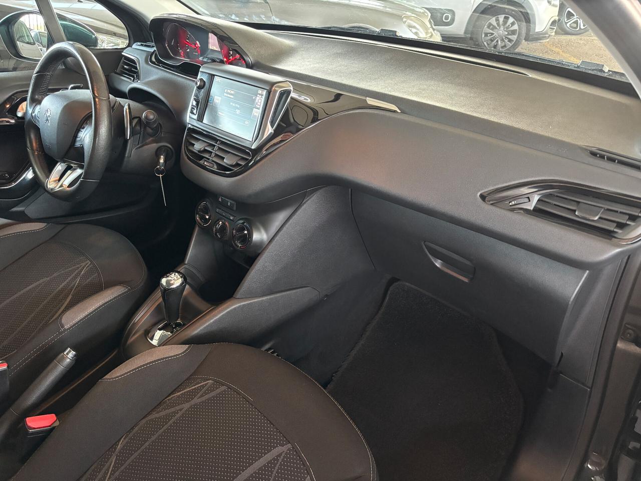 Peugeot 208 1.4 e-HDi 68 CV AUTOMATICA Active
