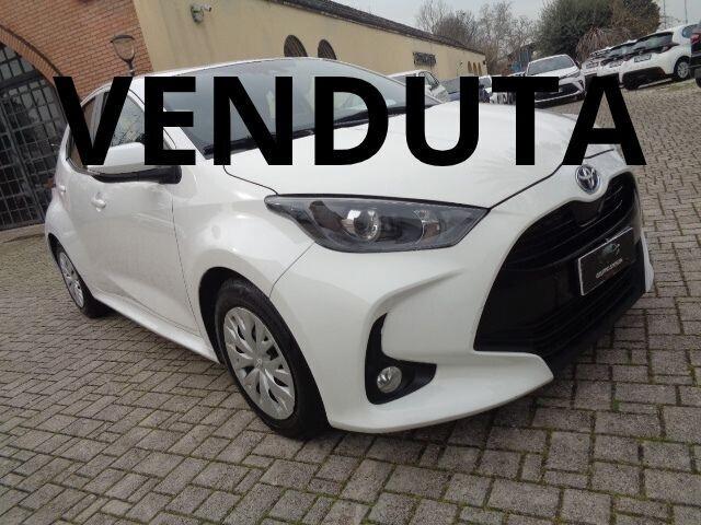 Toyota Yaris 1.5 Hybrid 5 porte Active NESSUN VINCOLO DI FINANZIAMENTO