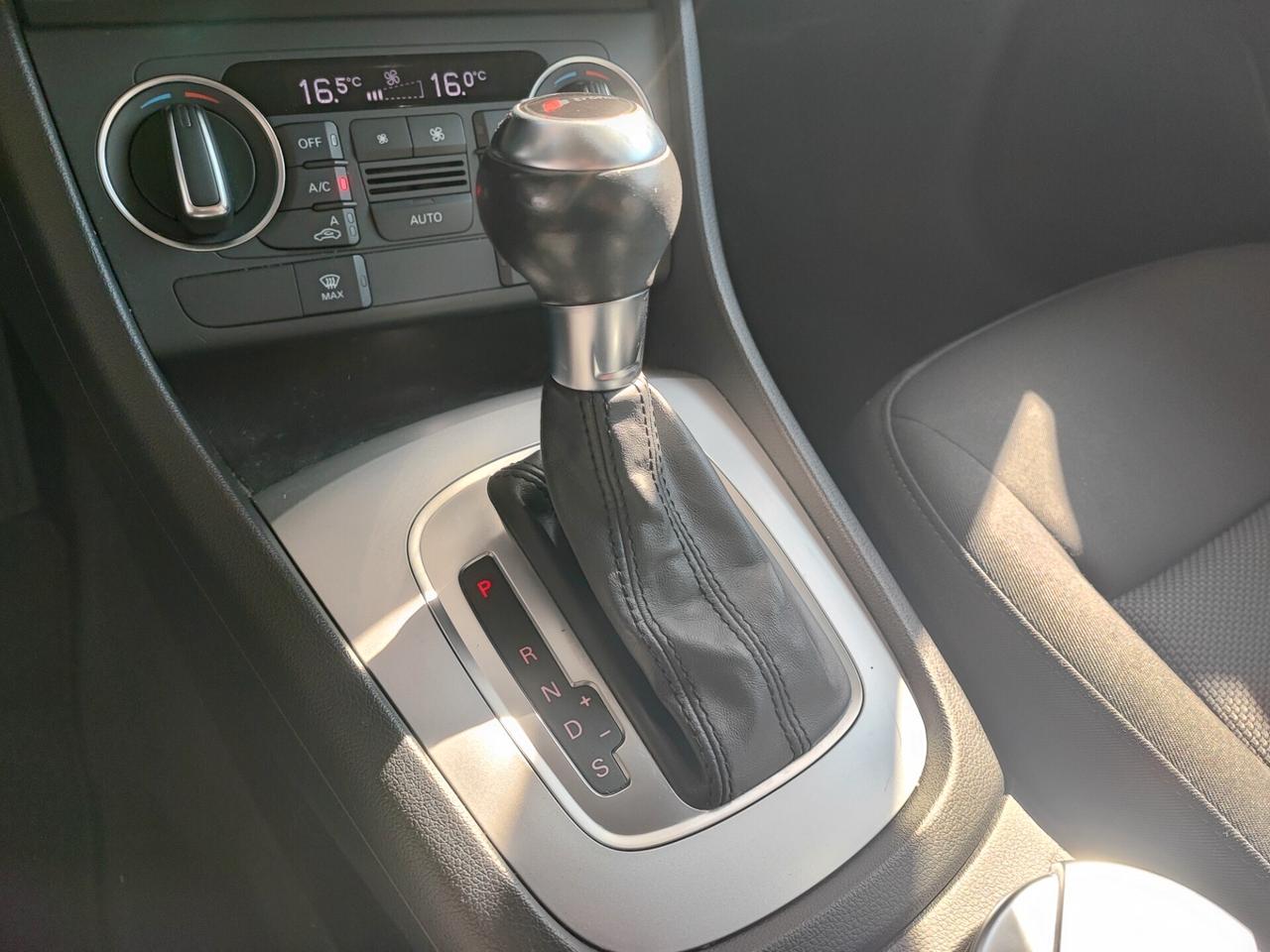 Audi Q3 2.0 TDI 150 CV quattro S tronic Sport