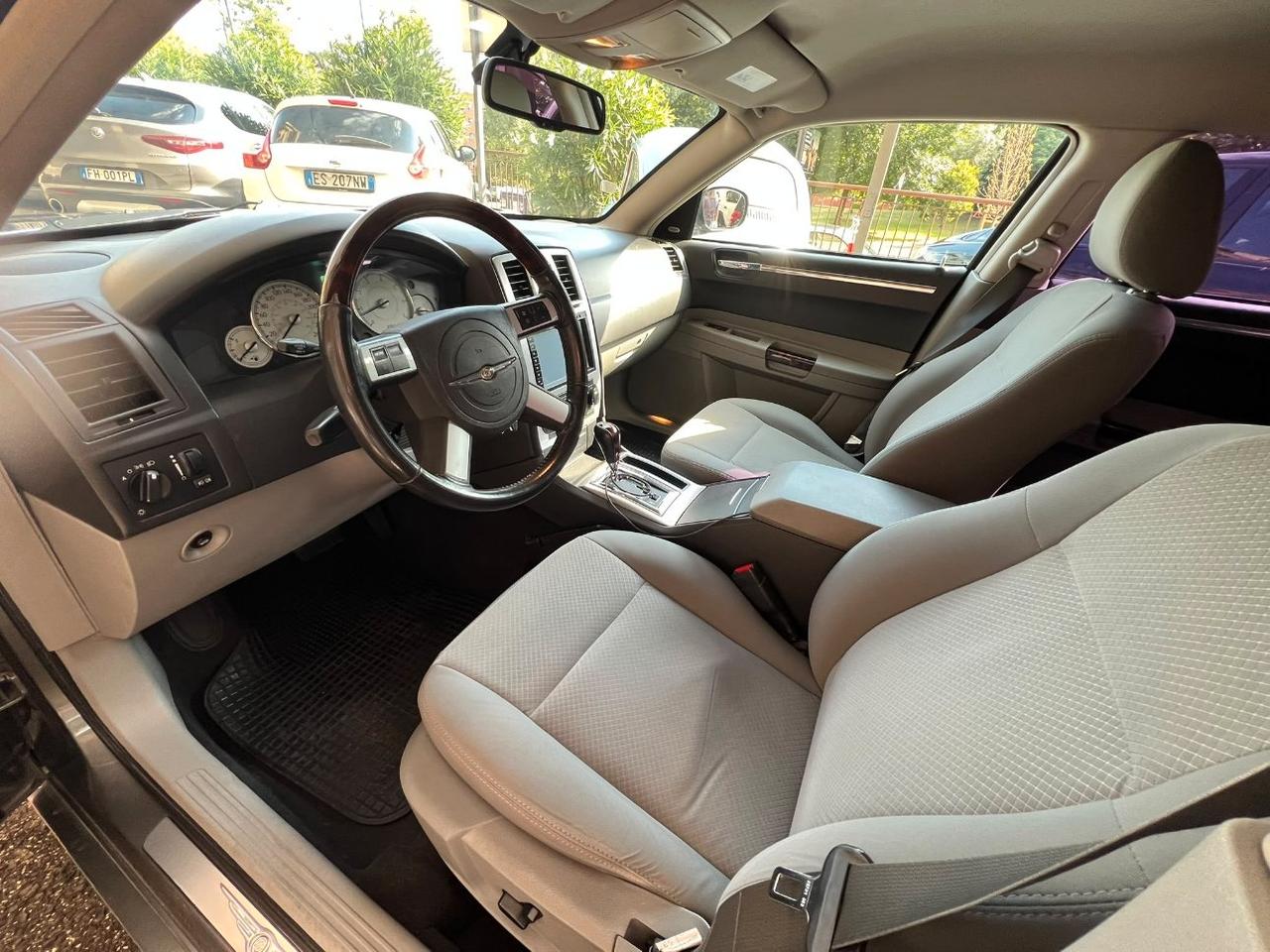 Chrysler 300 C Sedan 300C sedan 3.0 V6 crd auto