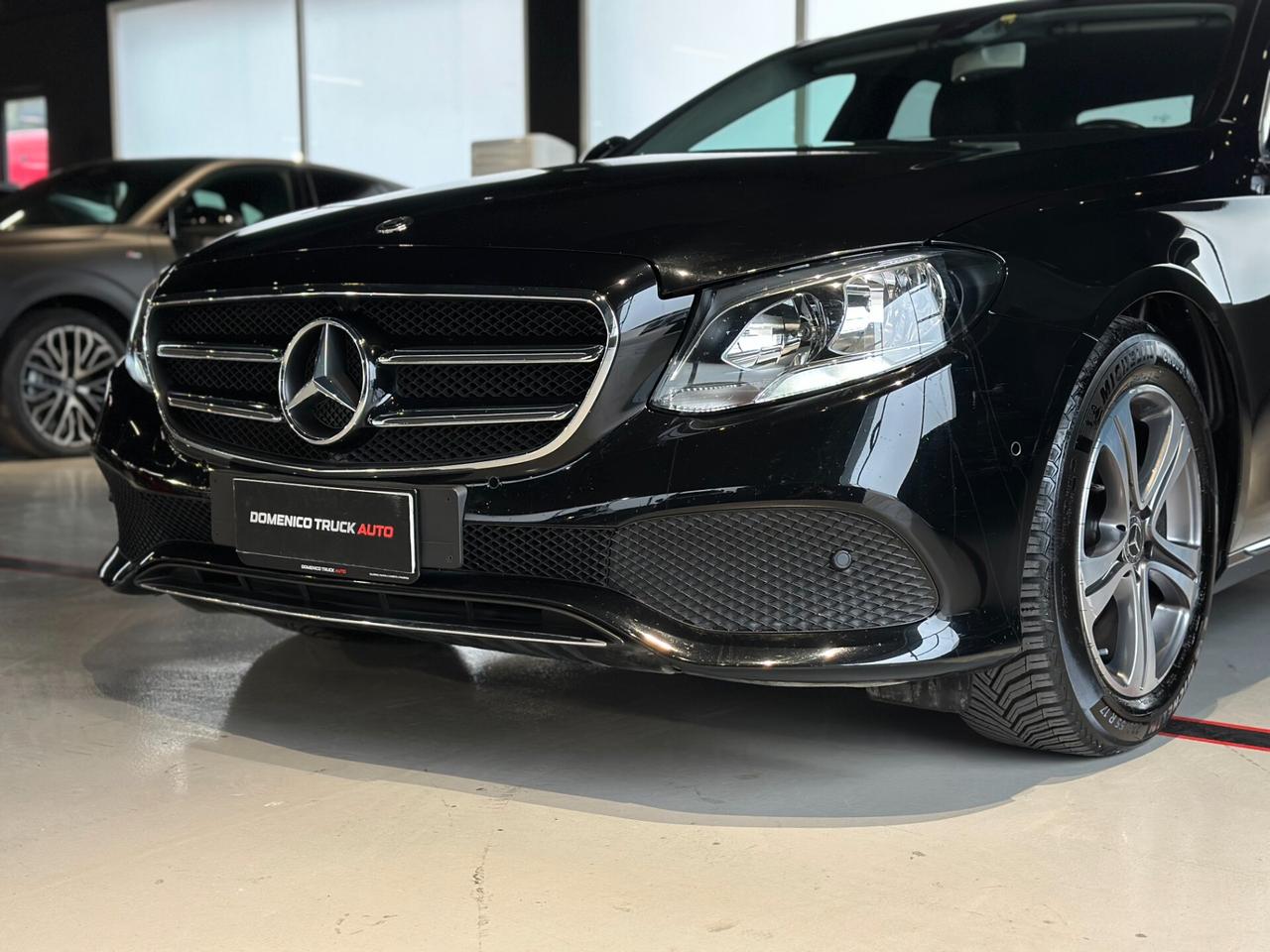 Mercedes-benz E 220 d Auto Premium Plus