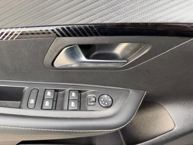 Peugeot 208 PureTech 100 Stop&Start 5 porte Allure
