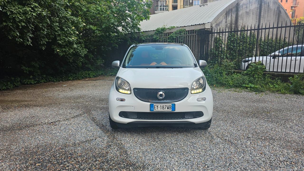 Smart ForFour 70 1.0 Youngster