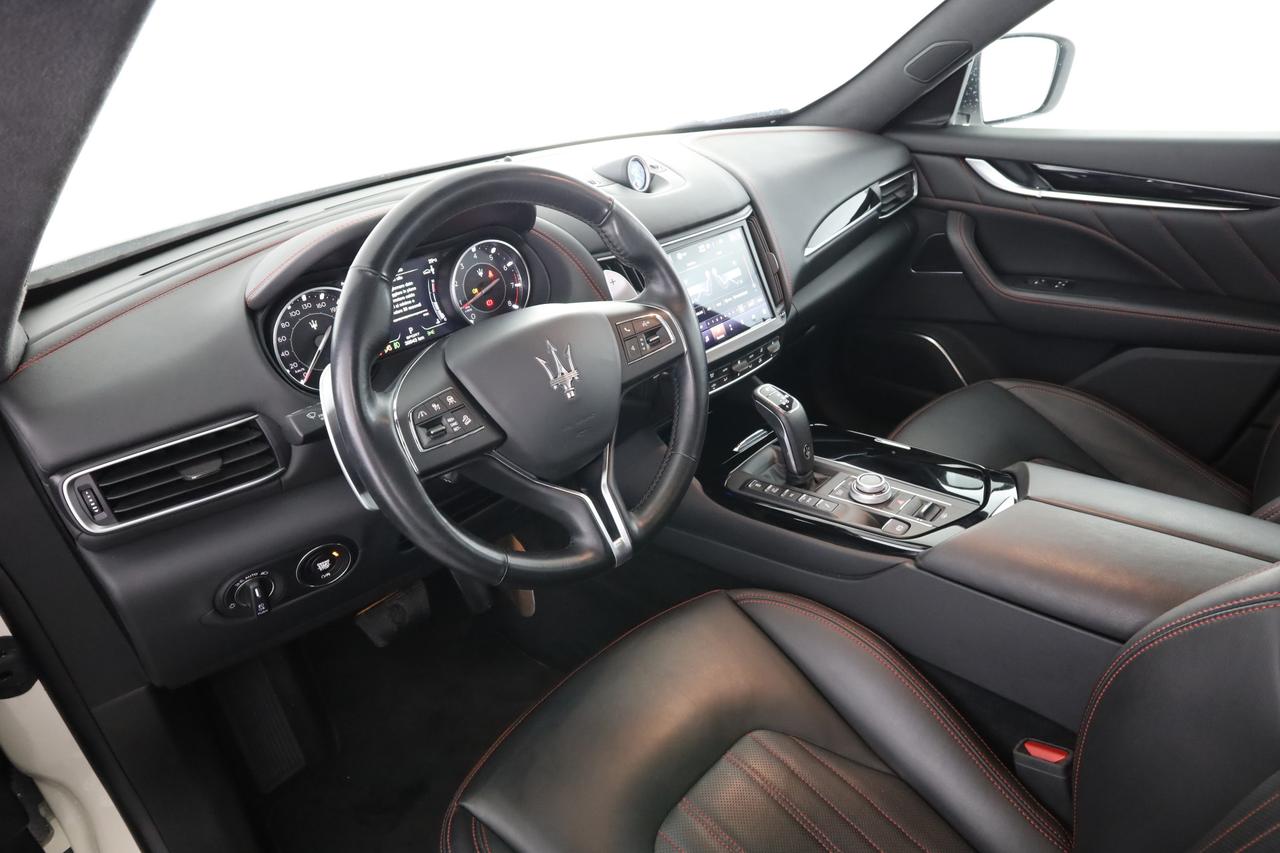 MASERATI Levante 330 CV MHEV AWD GT
