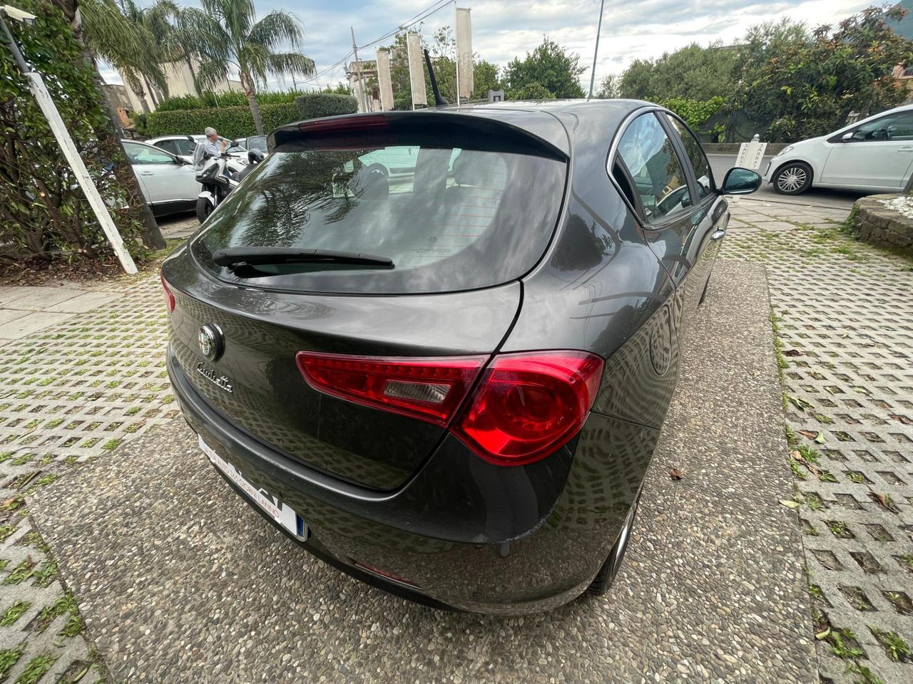 Alfa Romeo Giulietta 1.6 jtdm-2 Progression