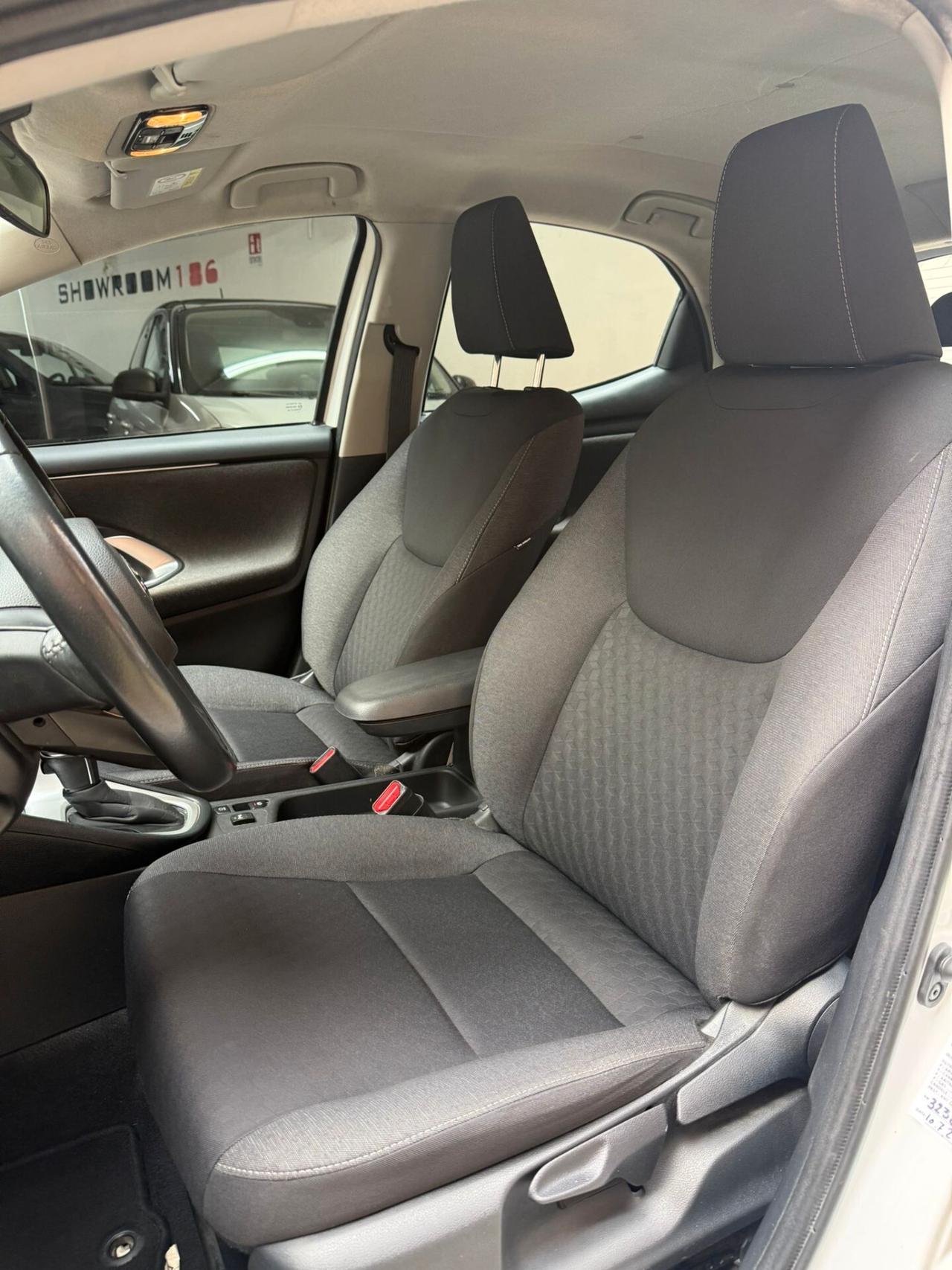 Toyota Yaris 1.5 Hybrid 5 porte Trend